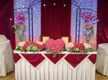 7月17日のブライダルフェア♪　あの・・・メインテーブルがリニューアルしたよ！(*^-ﾟ)vｨｪｨ♪｜「フラワーショップ牧野」　（秋田県由利本荘市の花キューピット加盟店 花屋）のブログ